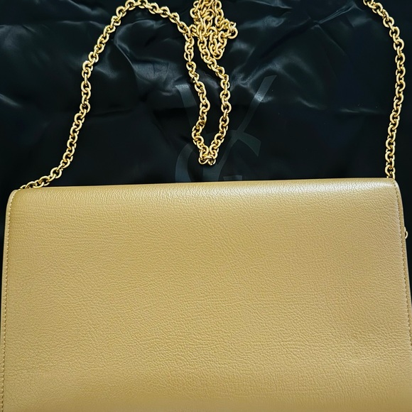 Yves Saint Laurent Khaki Belle de Jour Wallet on a Chain with Gold Chain - Picture 4 of 9